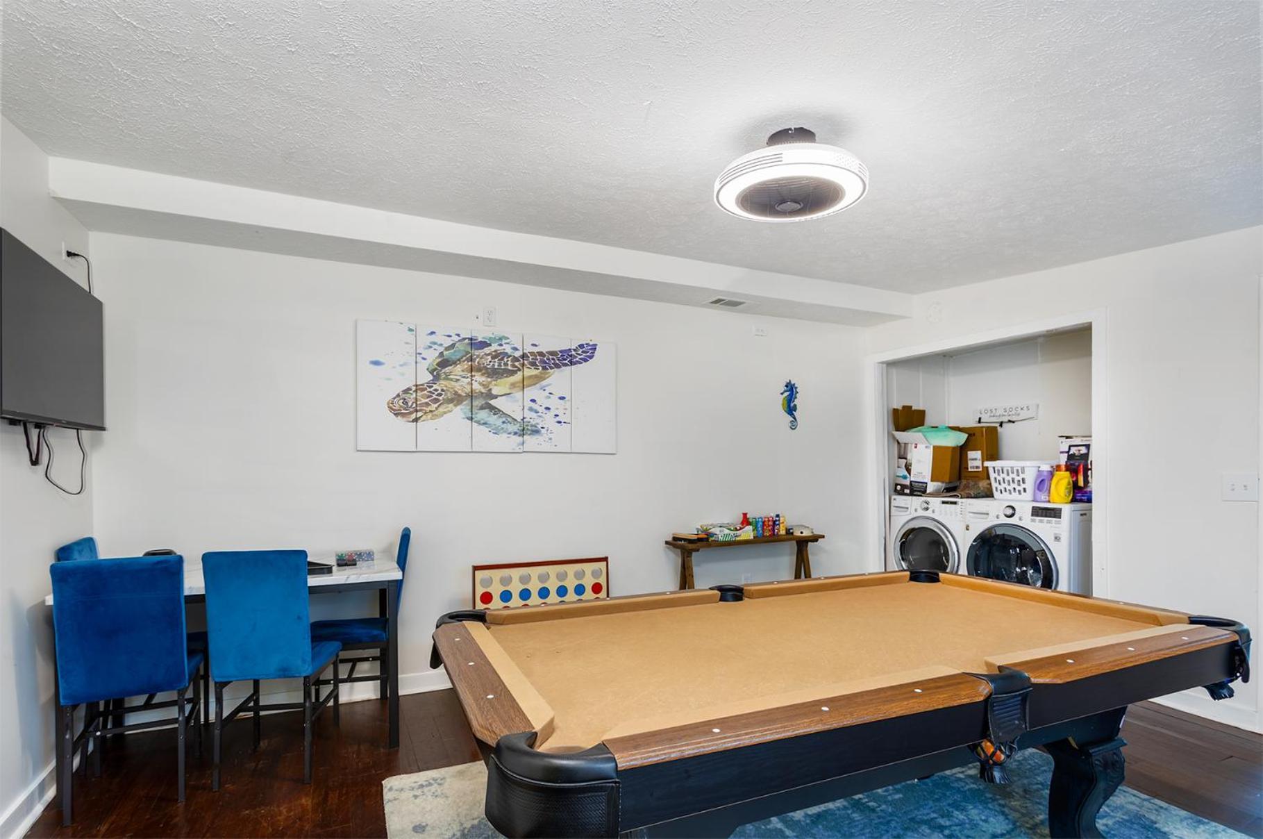 Beachside Bliss - Breakfast, Walk To Schooners, Sleeps 15, Fenced Privacy